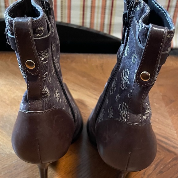 Y2K Guess Logo Brown Pointed Toe Stiletto Heel Ankle Boots | Size: 7.5M - Picture 5 of 12